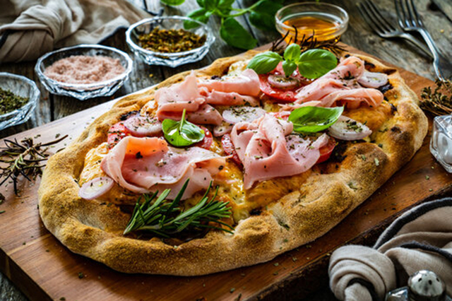 Mano di Pasta Perpignan : restaurant italien , épicerie italienne , Street food italien aux Halles Vauban