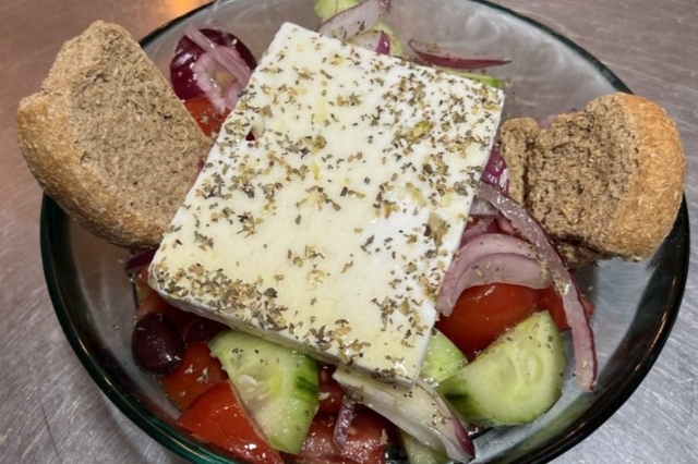 Salade Grecque Canet-Perpignan chez Pita Corner à Canet plage